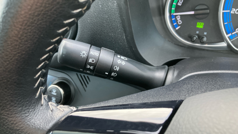 Toyota Yaris 1.5 Hybrid Excel 5dr CVT Hybrid Hatchback